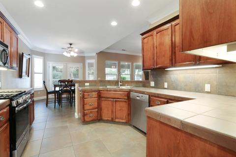 3420 E Feemster Ave, Visalia, CA 93292 photo 14