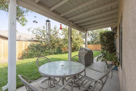 3746 E Stapp Ct, Visalia, CA 93292 photo 14
