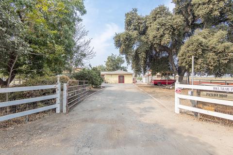 3036 E Tulare Ave, Tulare, CA 93274 photo 33