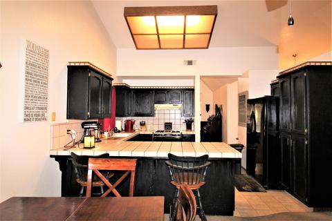 540 W Prospect Ave, Exeter, CA 93221 photo 12