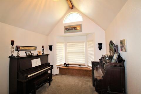 540 W Prospect Ave, Exeter, CA 93221 photo 18