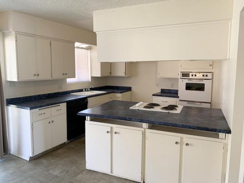 1394 Antelope Dr, Lemoore, CA 93245 photo 6