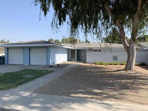 1394 Antelope Dr, Lemoore, CA 93245 photo 1