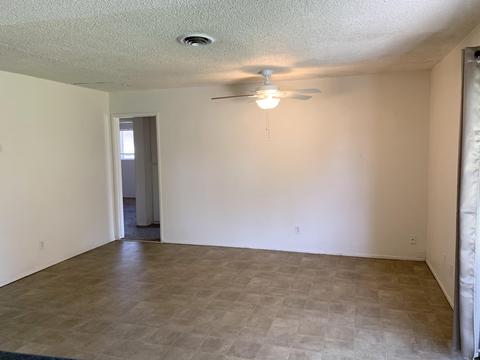 1394 Antelope Dr, Lemoore, CA 93245 photo 4