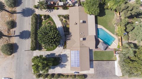 1025 E Palm Dr, Exeter, CA 93221 photo 2