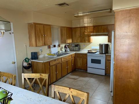 1007 E Parade Ave, Earlimart, CA 93219 photo 5