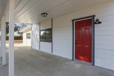 664 Vine St, Lemoore, CA 93245 photo 20