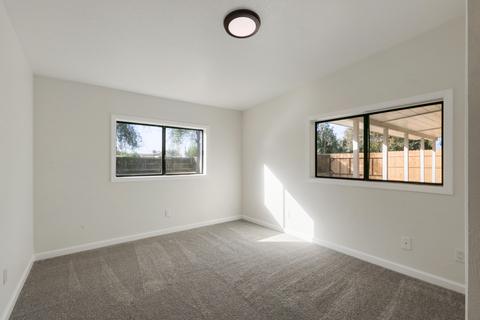 664 Vine St, Lemoore, CA 93245 photo 15