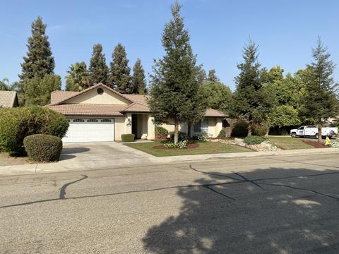3936 E Feemster Ave, Visalia, CA 93292 photo 3