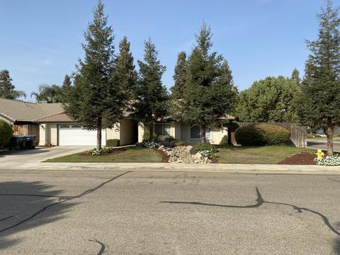 3936 E Feemster Ave, Visalia, CA 93292 photo 2
