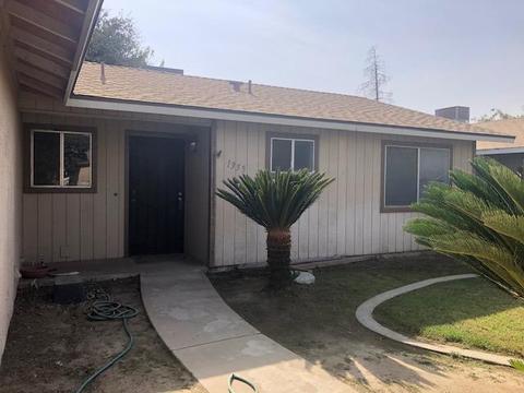 1355 E Levin Ave, Tulare, CA 93274 photo 2