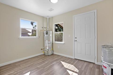 348 S I St, Exeter, CA 93221 photo 22
