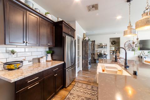 3730 Griffith Ave, Clovis, CA 93619 photo 17