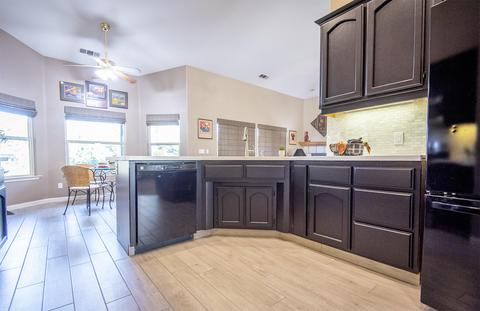 379 Old Line Ave, Exeter, CA 93221 photo 12