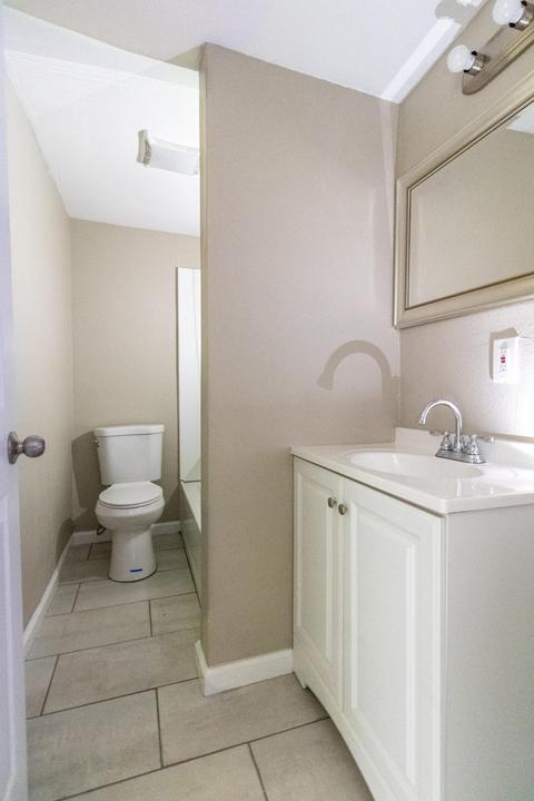 323 N E St, Exeter, CA 93221 photo 15