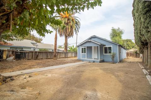 323 N E St, Exeter, CA 93221 photo 2
