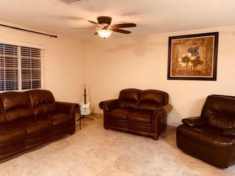 938 Avocado Dr, Lemoore, CA 93245 photo 1