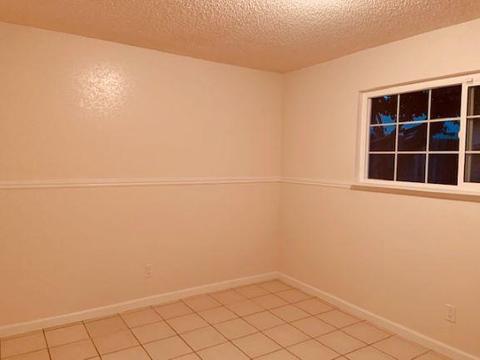 938 Avocado Dr, Lemoore, CA 93245 photo 12