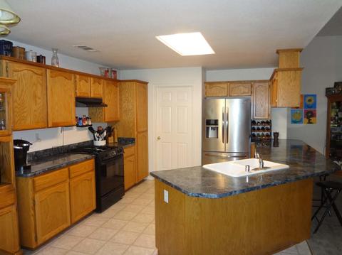 2618 E Cherry Ave, Visalia, CA 93292 photo 4