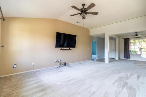 4019 E Hillcrest Ave, Visalia, CA 93292 photo 8
