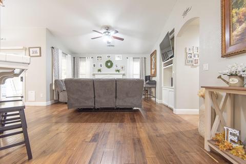 3905 E Harold Ave, Visalia, CA 93292 photo 10