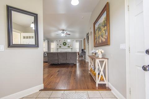 3905 E Harold Ave, Visalia, CA 93292 photo 8