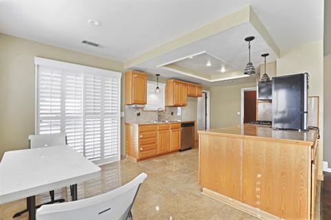 329 E Burlwood Ln, Lemoore, CA 93245 photo 20