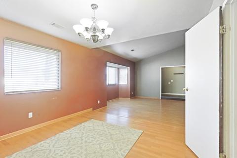 329 E Burlwood Ln, Lemoore, CA 93245 photo 11