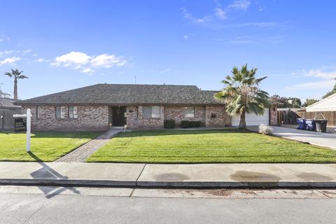 329 E Burlwood Ln, Lemoore, CA 93245 photo 1