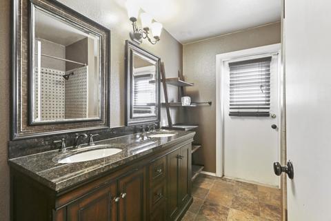 329 E Burlwood Ln, Lemoore, CA 93245 photo 29