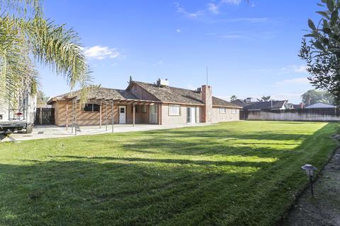 329 E Burlwood Ln, Lemoore, CA 93245 photo 37