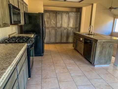 2320 E School Ct, Visalia, CA 93292 photo 10