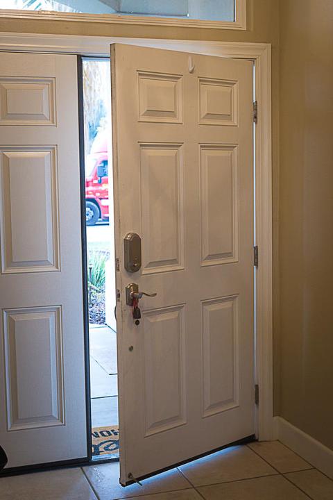 215 Old Line Ct, Exeter, CA 93221 photo 4