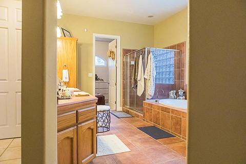 215 Old Line Ct, Exeter, CA 93221 photo 46