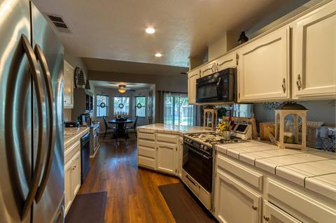 425 Benjamin Ct, Exeter, CA 93221 photo 14
