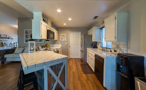 425 Benjamin Ct, Exeter, CA 93221 photo 12