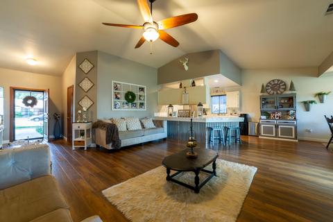 425 Benjamin Ct, Exeter, CA 93221 photo 9