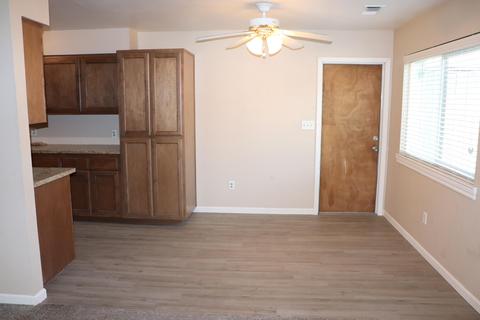 1439 E Boyer Dr, Tulare, CA 93274 photo 7
