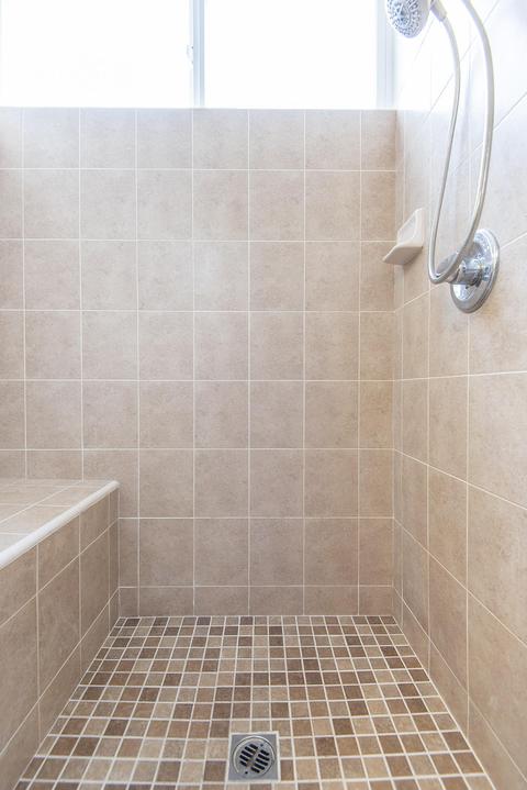 1241 E Mesa Ct, Visalia, CA 93292 photo 10