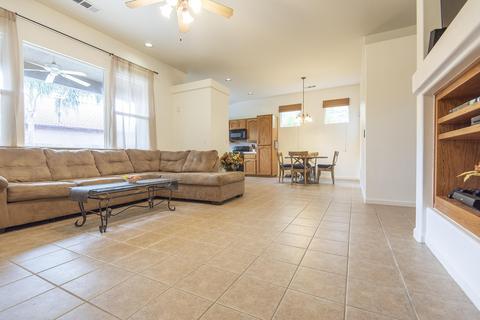 1241 E Mesa Ct, Visalia, CA 93292 photo 5