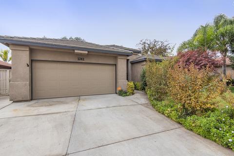 1241 E Mesa Ct, Visalia, CA 93292 photo 2