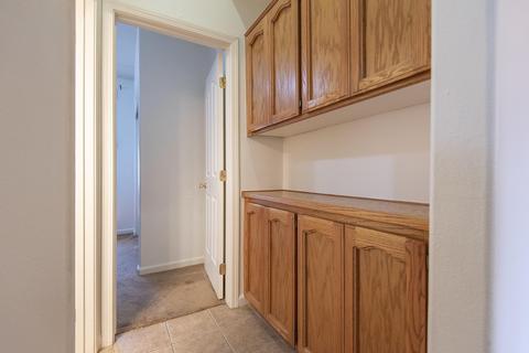 1241 E Mesa Ct, Visalia, CA 93292 photo 11