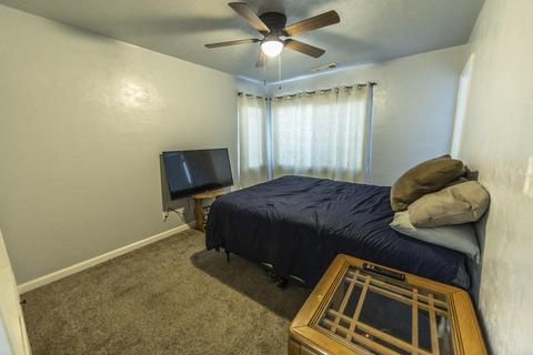 610 Hill St, Lemoore, CA 93245 photo 17