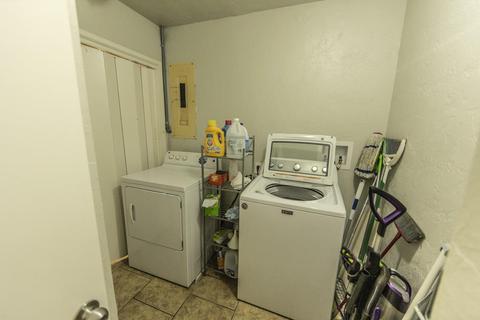 610 Hill St, Lemoore, CA 93245 photo 10