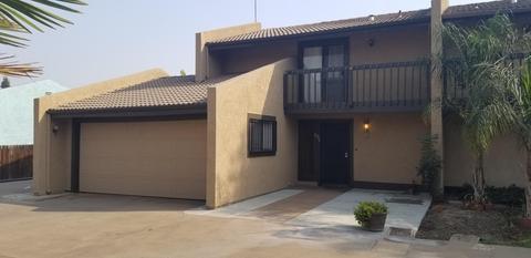 1737 E Cross Ave, Tulare, CA 93274 photo 2