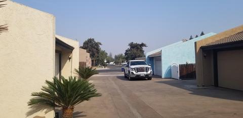 1737 E Cross Ave, Tulare, CA 93274 photo 4