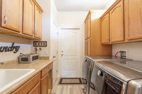 1816 Sutter Cir, Tulare, CA 93274 photo 22