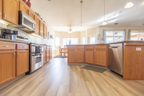 1816 Sutter Cir, Tulare, CA 93274 photo 18