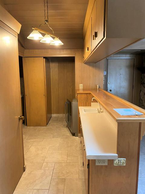 525 E Chevy Chase Dr, Tulare, CA 93274 photo 21