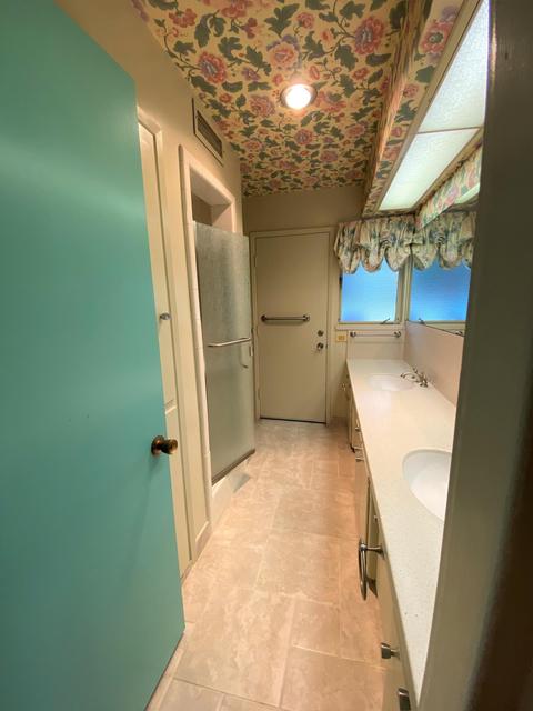 525 E Chevy Chase Dr, Tulare, CA 93274 photo 14
